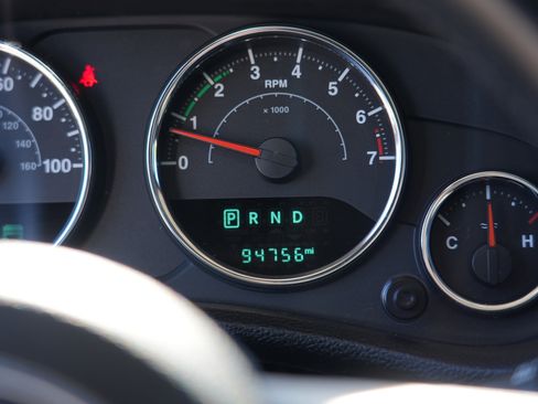 Used 2016 Jeep Wrangler Unlimited Sport AWD/4WD image 28