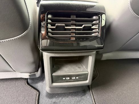 New 2026 Volkswagen ID.4 Pro RWD image 24