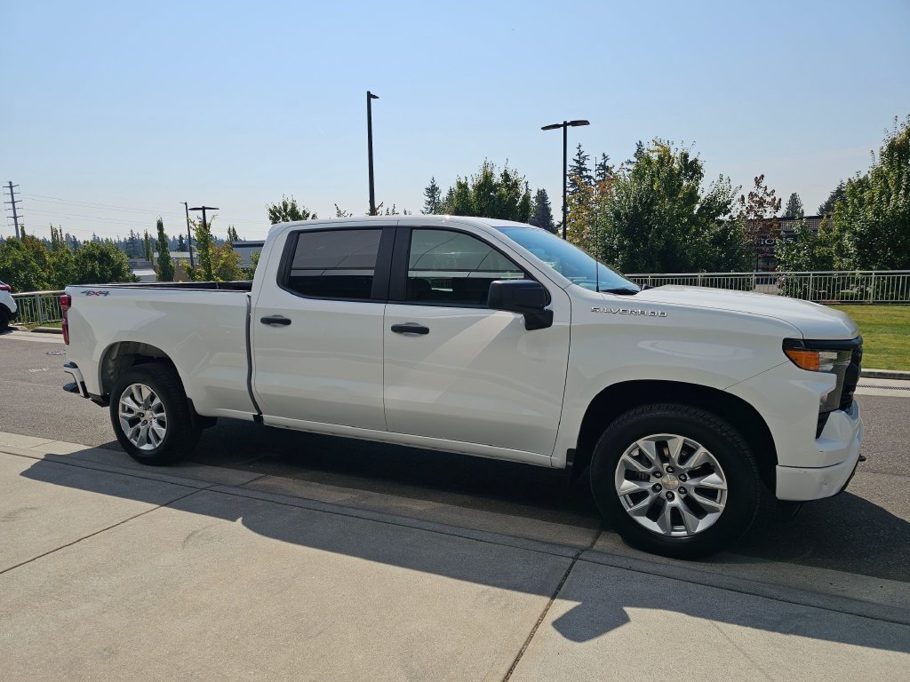 Used 2023 Chevrolet Silverado 1500 Custom AWD/4WD image 8