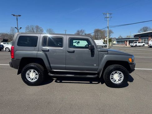 Used 2008 HUMMER H3 image 4