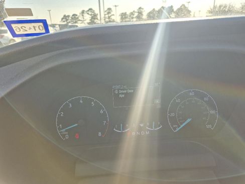 Used 2020 Ford Transit 350 XLT image 6