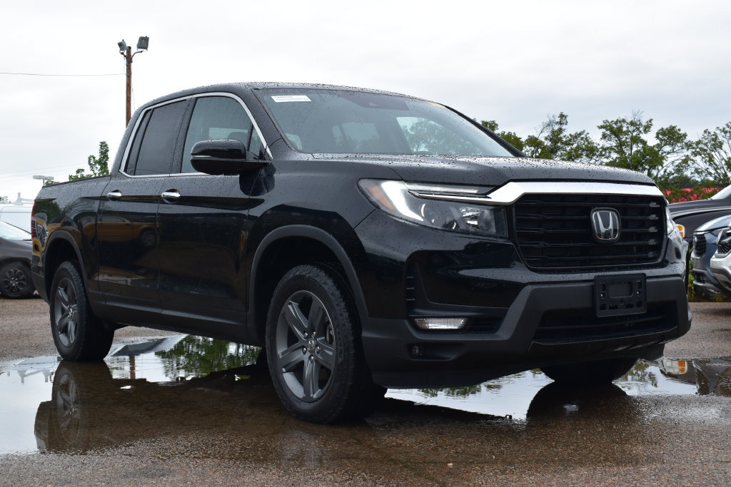 Used 2023 Honda Ridgeline RTL-E image 3