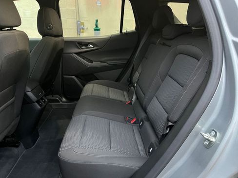 Used 2025 Chevrolet Equinox LT image 25