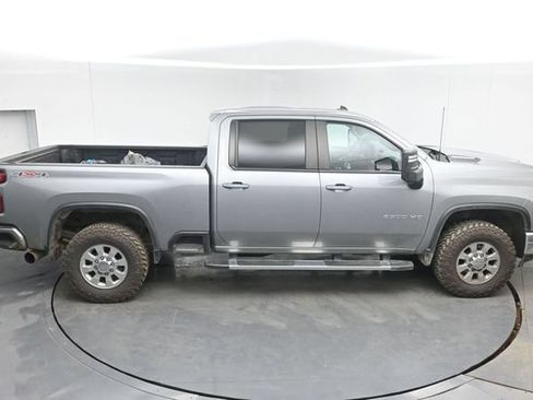 Used 2024 Chevrolet Silverado 2500 LT AWD/4WD image 28