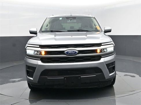 Used 2024 Ford Expedition XLT image 26