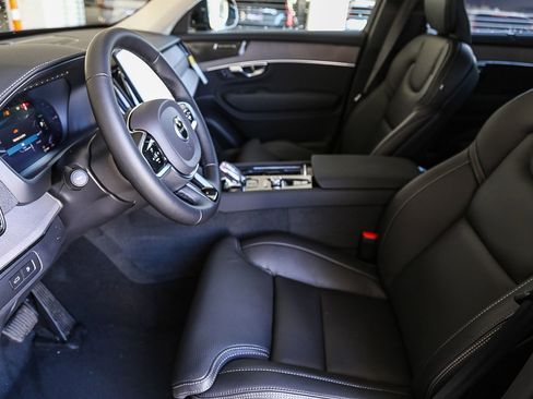 New 2026 Volvo XC90 T8 Ultra w/ Protection Package AWD/4WD image 17