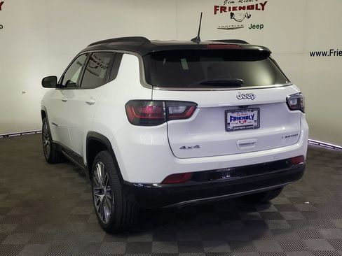 Used 2023 Jeep Compass Limited w/ Elite Group AWD/4WD image 4
