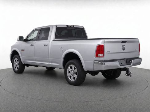 Used 2016 RAM 3500 Laramie AWD/4WD image 3