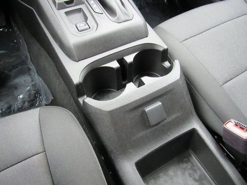 Used 2023 Chevrolet Colorado W/T image 17