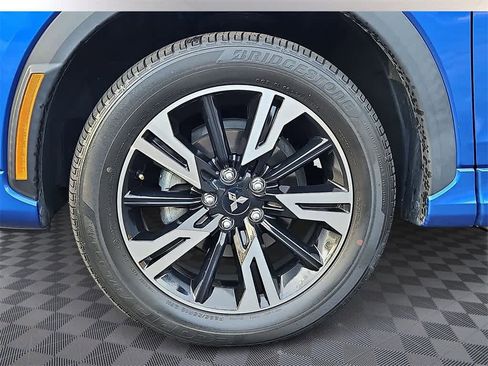 Used 2023 Mitsubishi Eclipse Cross SEL image 7