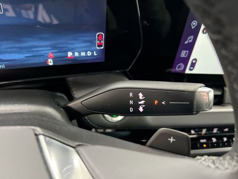 New 2026 Chevrolet Equinox LT image 18