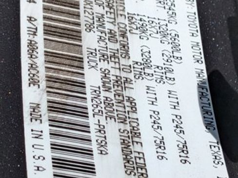 Used 2018 Toyota Tacoma SR w/ SR Convenience Package image 15