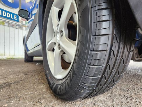 Used 2007 Suzuki SX4 AWD Hatchback image 12