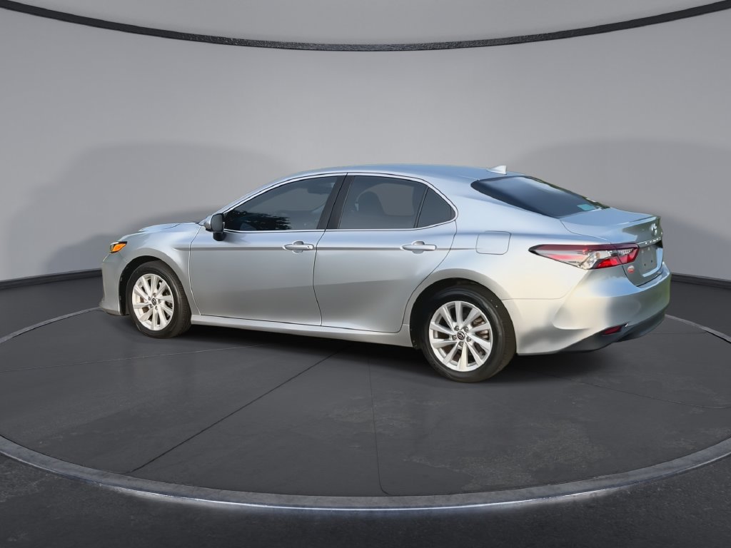 Used 2023 Toyota Camry LE FWD image 6