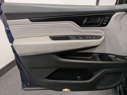 Certified 2023 Honda Odyssey Touring image 8