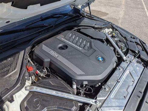 Used 2022 BMW M440i Coupe image 12