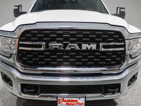 Used 2024 RAM 2500 Big Horn w/ Off Road Package image 4