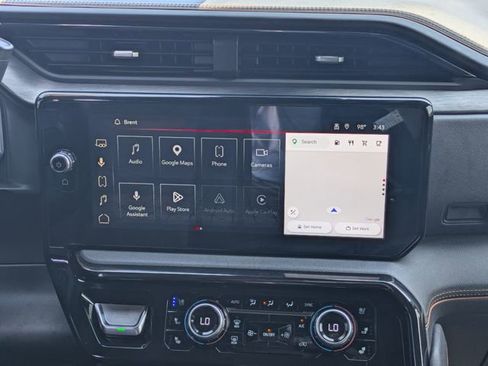 Used 2024 GMC Sierra 2500 AT4 w/ Technology Package AWD/4WD image 20
