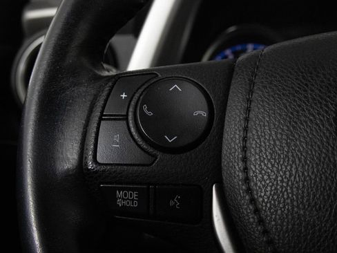 Used 2018 Toyota RAV4 Limited image 28