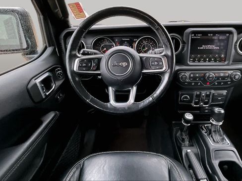 Used 2018 Jeep Wrangler Unlimited Sahara w/ Quick Order Package 24M Moab AWD/4WD image 6