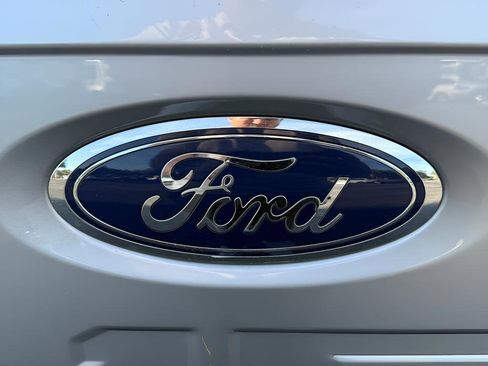 Used 2022 Ford F150 XLT image 32