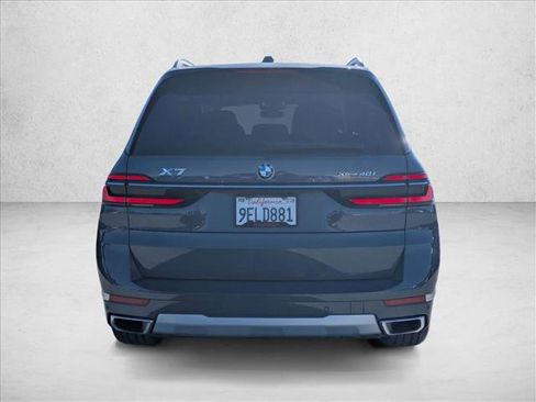 Used 2023 BMW X7 xDrive40i image 7