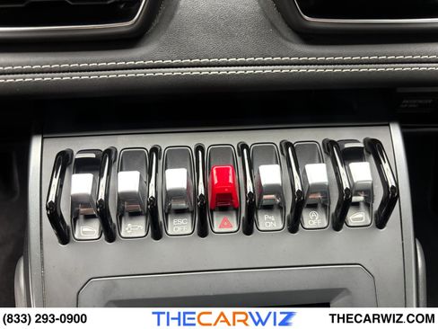 Used 2023 Lamborghini Huracan EVO image 73