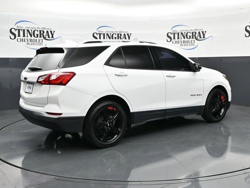 Used 2020 Chevrolet Equinox Premier w/ Premier Redline Edition image 7