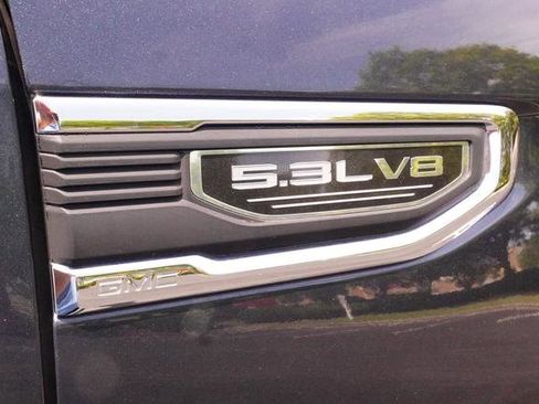Used 2021 GMC Sierra 1500 SLT w/ SLT Premium Package AWD/4WD image 44