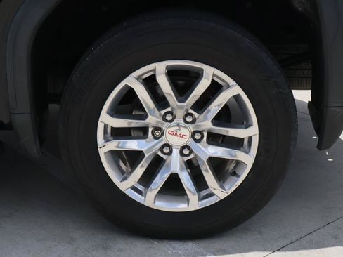 Used 2019 GMC Sierra 1500 SLT w/ SLT Premium Plus Package RWD image 9