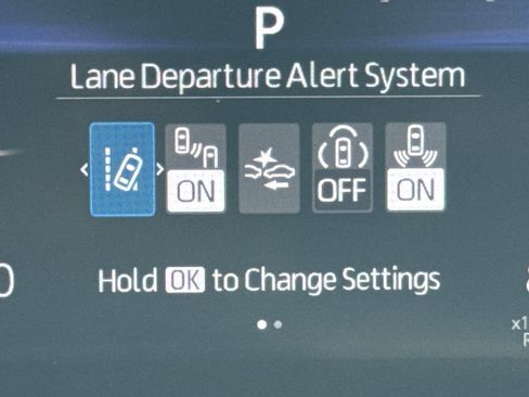 New 2026 Toyota Corolla SE w/ Carpet Mat Package (TMS) FWD image 18