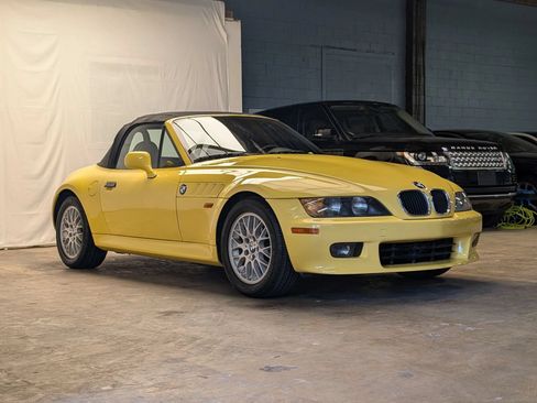 Used 1998 BMW Z3 2.8 RWD image 1