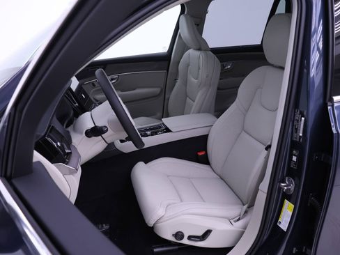 New 2026 Volvo XC90 B6 Ultra w/ Protection Package AWD/4WD image 8