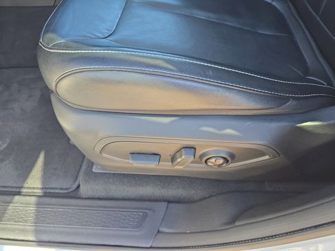 Used 2023 Jeep Grand Cherokee L Limited image 19