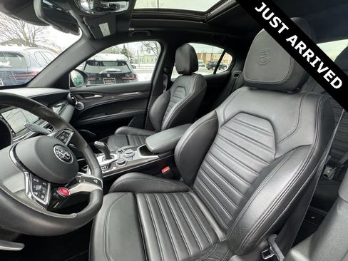 Used 2022 Alfa Romeo Stelvio Quadrifoglio w/ Active Assist Plus Package image 9