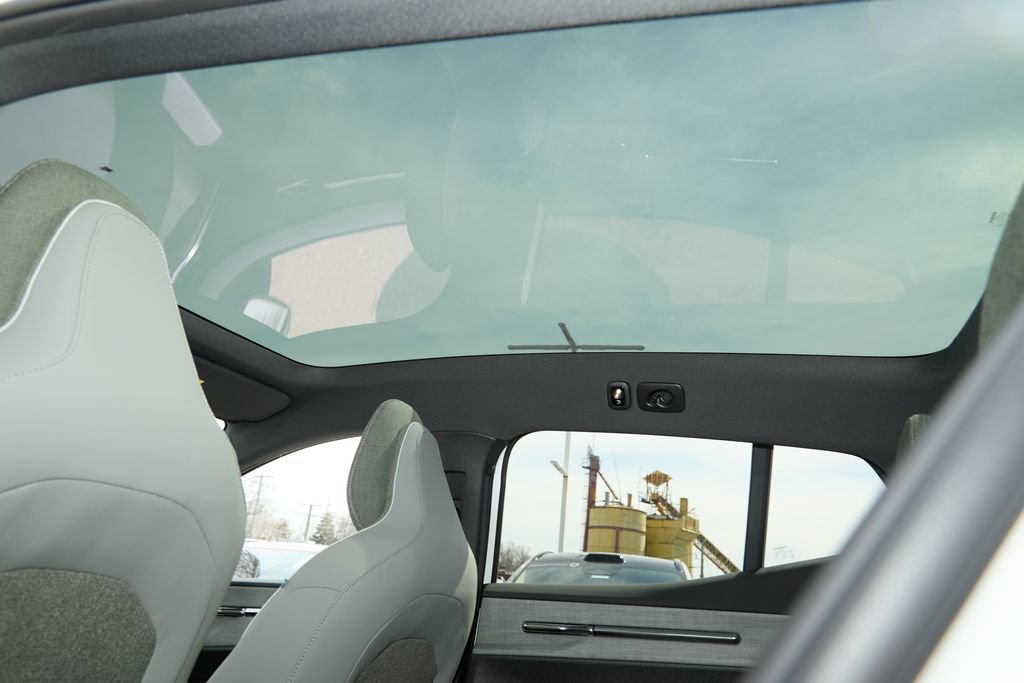 New 2026 Volvo EX30 Plus w/ Protection Package RWD image 20