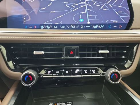 New 2026 Chevrolet Suburban High Country w/ Sun And Tow Package image 18