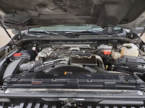 Used 2024 GMC Sierra 3500 SLT w/ SLT Premium Package image 41