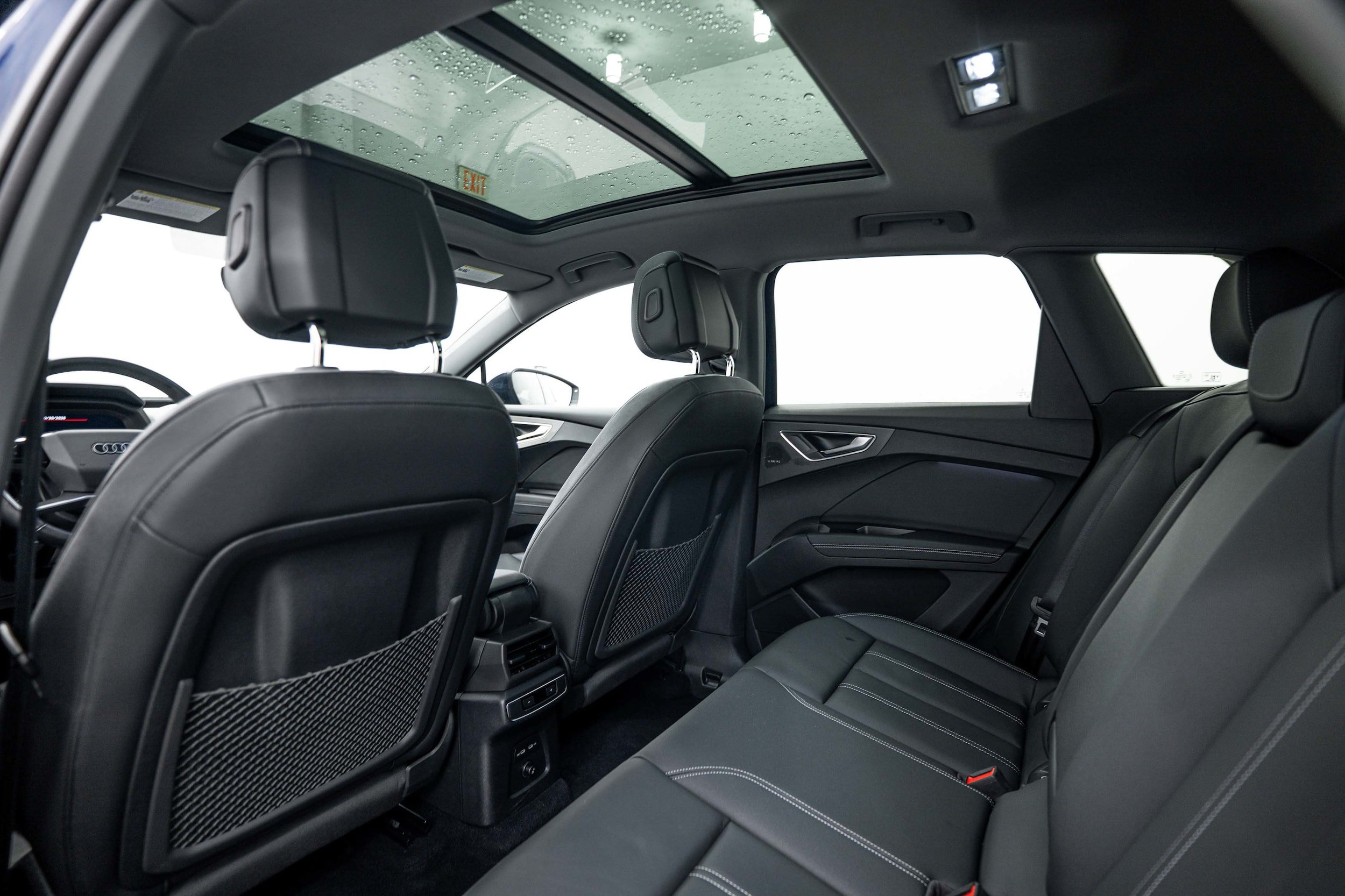 Certified 2024 Audi Q4 e-tron Premium Plus AWD/4WD image 18