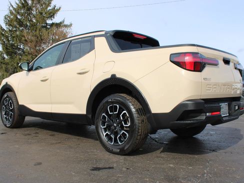 Used 2022 Hyundai Santa Cruz SEL Premium w/ Cargo Package image 10