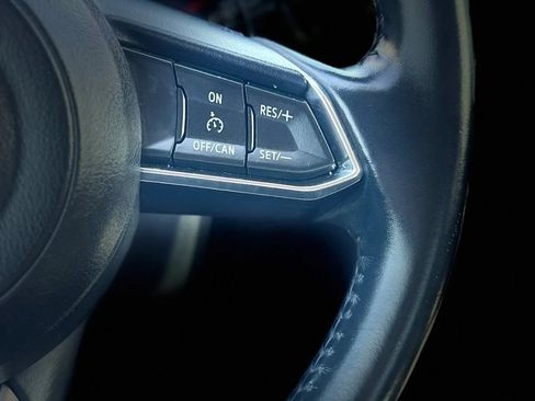 Used 2018 MAZDA MAZDA3 Touring FWD image 39