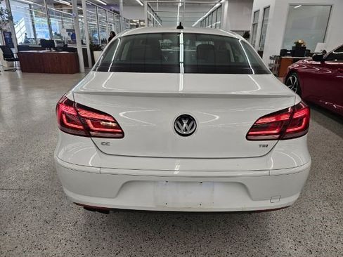 Used 2017 Volkswagen CC R-Line Executive image 5
