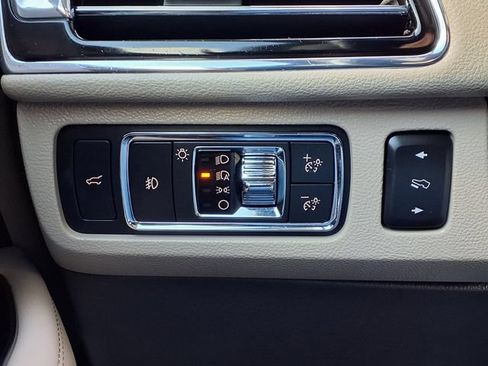 Certified 2022 Lincoln Navigator Reserve AWD/4WD image 15