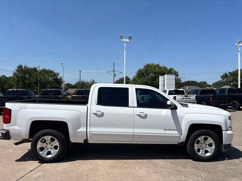 Used 2018 Chevrolet Silverado 1500 LT w/ Texas Edition AWD/4WD image 3