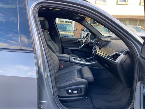 Used 2024 BMW X5 xDrive40i w/ M Sport Package image 33