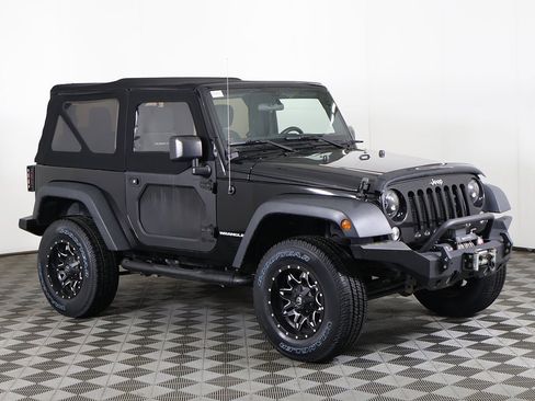 Used 2015 Jeep Wrangler Rubicon image 36