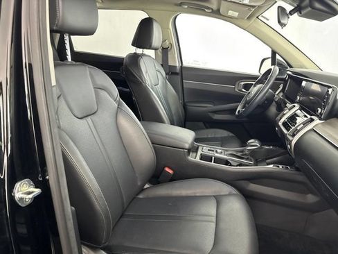 Used 2021 Kia Sorento EX w/ EX AWD X-Line Package image 24
