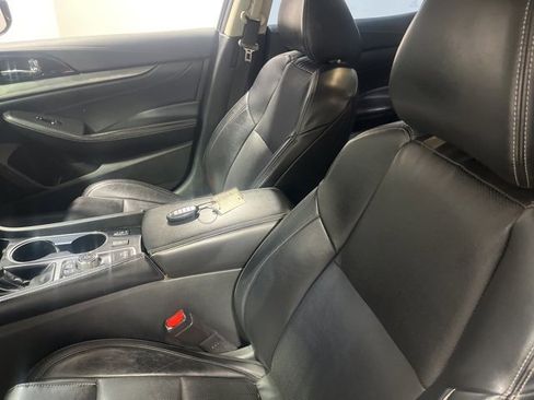 Used 2021 Nissan Maxima 3.5 SV w/ Floor Mat Group image 8