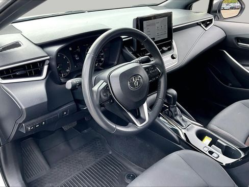 Certified 2025 Toyota Corolla SE FWD image 17