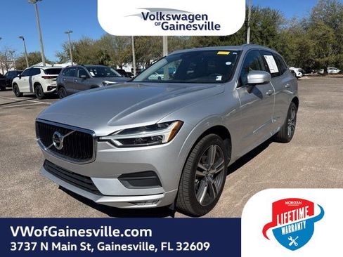 Used 2021 Volvo XC60 T5 Momentum w/ Protection Package Premier image 2